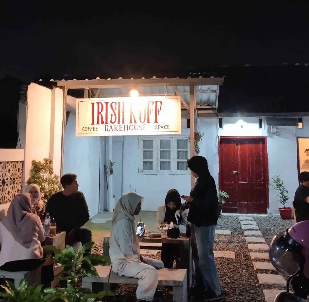Coffee Shop
